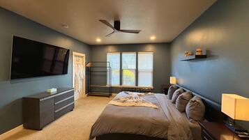 3 bedrooms, desk, iron/ironing board, WiFi