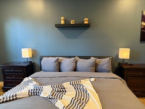 3 Schlafzimmer, Schreibtisch, Bügeleisen/Bügelbrett, WLAN