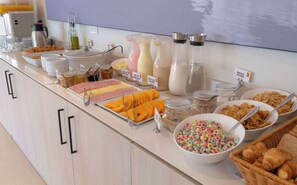 Tägliches inbegriffenes Frühstücksbuffet