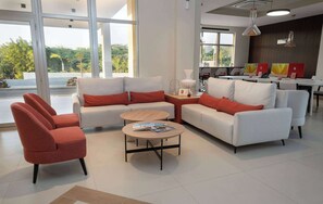 Lobby - Super 8 By Wyndham Manzanillo (Pepillo Salcedo)