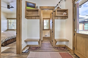 1 habitación, internet y ropa de cama