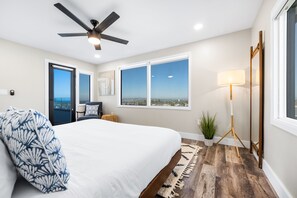 5 habitaciones, tabla de planchar con plancha y cuna de viaje 