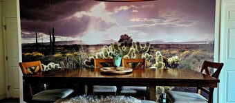 River Retreat Family Home for 8-Pet Friendly, Under 1 mile to Boat Ramp