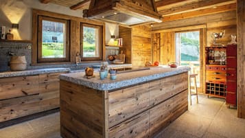 Refrigerador, horno, parrilla de estufa y lavavajillas