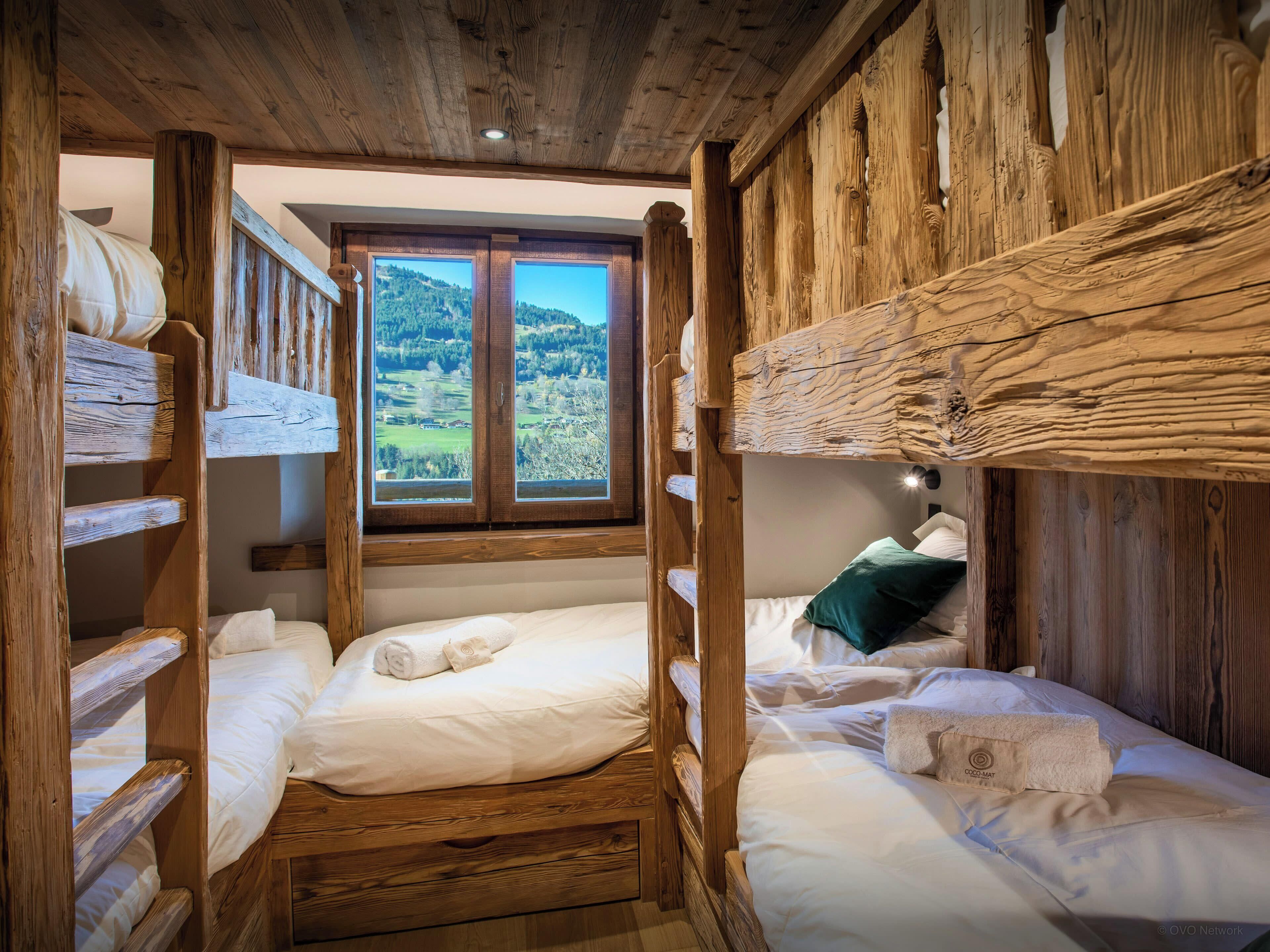 5 dormitorios, tabla de planchar con plancha, wifi y ropa de cama