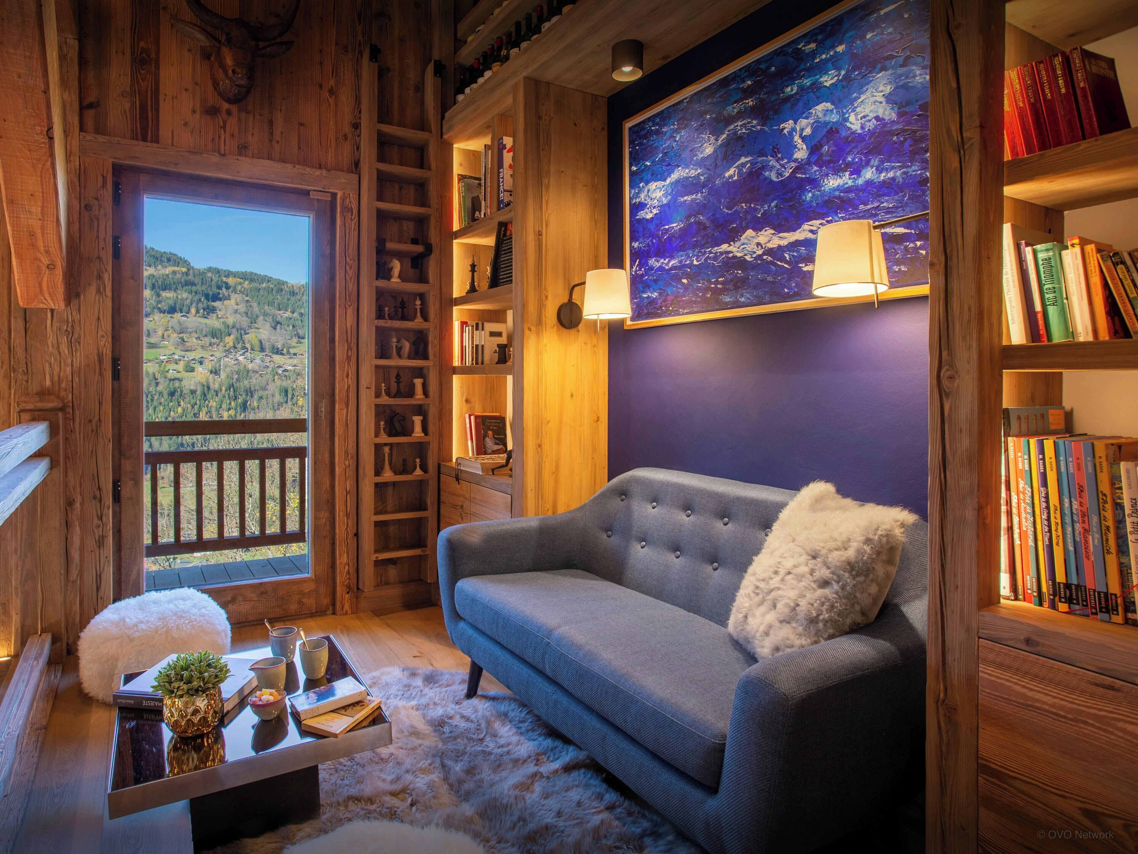 TV, caminetto, tavolo da ping pong, impianto stereo