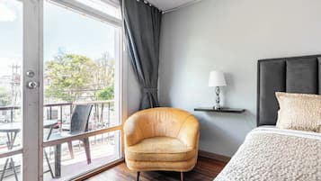 雙人或雙床房 | 獨特裝修、免費 Wi-Fi、床單