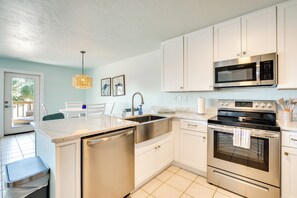 Fridge, oven, dishwasher, toaster