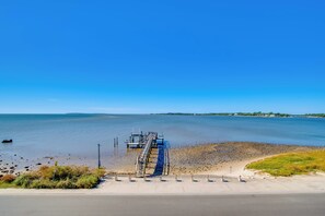 Beach - Oceanfront Oasis in Cedar Key w/ 2 Balconies! (Cedar Key)