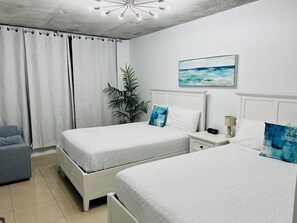 Family Condo | Individually decorated, individually furnished, desk, laptop workspace - Midblock Miami (Miami)