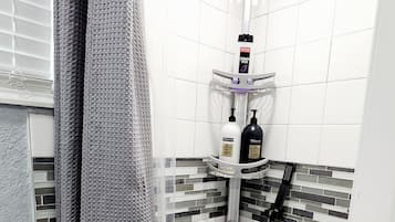 Frigorífic, microones, forn i cafetera i tetera