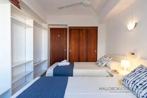 2 bedrooms, in-room safe, iron/ironing board, free WiFi