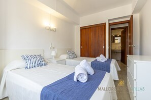 2 Schlafzimmer, Bügeleisen/Bügelbrett, kostenloses WLAN, Bettwäsche