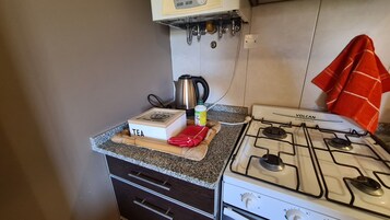 Comfort Apartment | Private kitchen | Fridge, microwave, oven, rice cooker