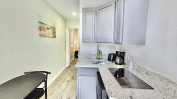 Fridge, microwave, stovetop