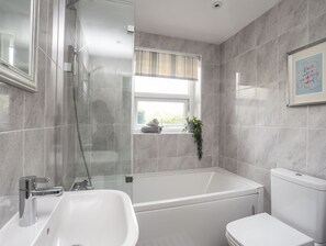 Shower - Gwynle - Llanystumdwy (Criccieth)