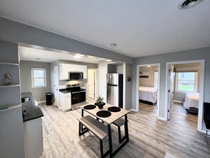 Fridge, microwave, oven, stovetop - Madison on the Lake Home with Lake Erie views & Pool in Wine Country! (Madison)