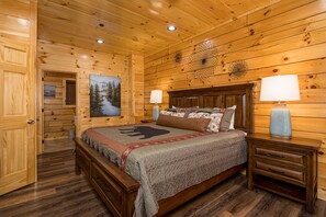 5 bedrooms, free WiFi, bed sheets