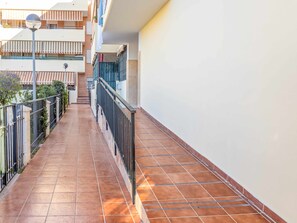 Property grounds - Mshome Beach House (Torre De Benagalbon)