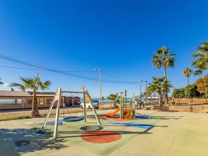 Children’s area - Mshome Beach House (Torre De Benagalbon)