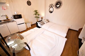 1 quarto, escrivaninha, Wi-Fi de cortesia