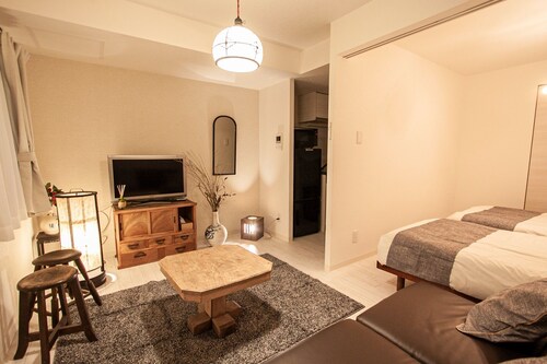 Interior design with a focus on antiques - 108 / Sapporo Hokkaidō