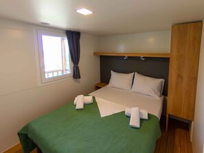 2 bedrooms, WiFi