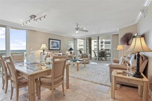 Photo non classée, 5 sur 24, bouton