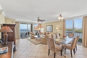 Interior - 3 bedroom 12th floor beachfront condo - CL1204 (Naples)