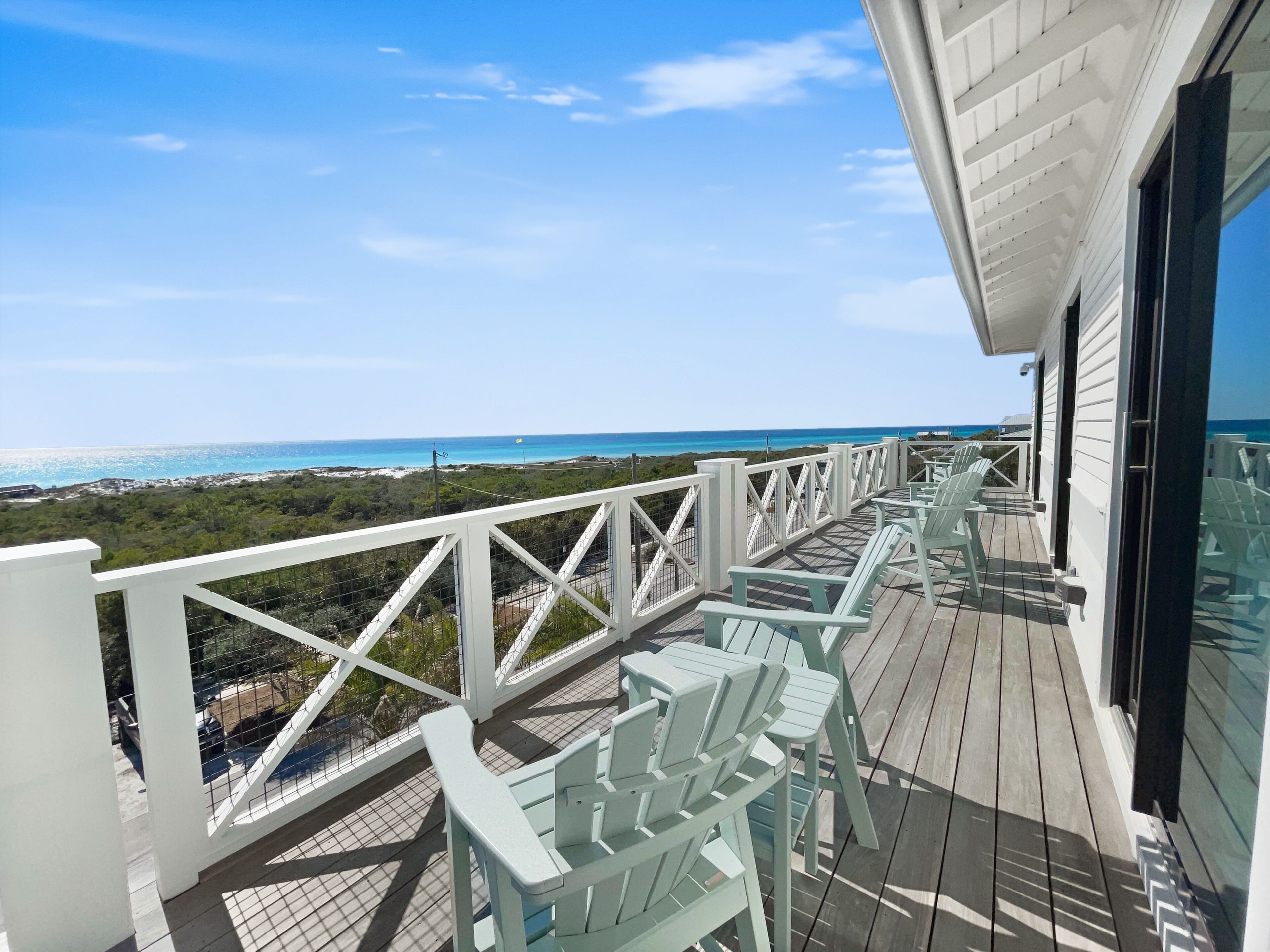 Belle La Mer | Gulf View| 2 min. walk to beach | 4 Bikes, Cornhole, Ping Pong, Bocce Ball