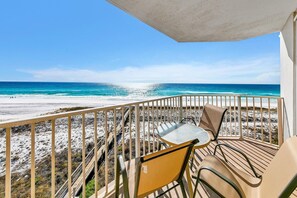Property grounds - Destin on the Gulf 607-Stunning Gulf Views-Pool (Destin)