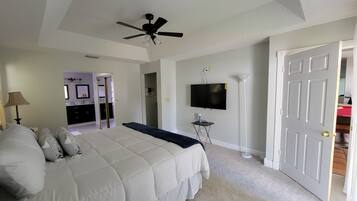 3 bedrooms, desk, iron/ironing board, WiFi