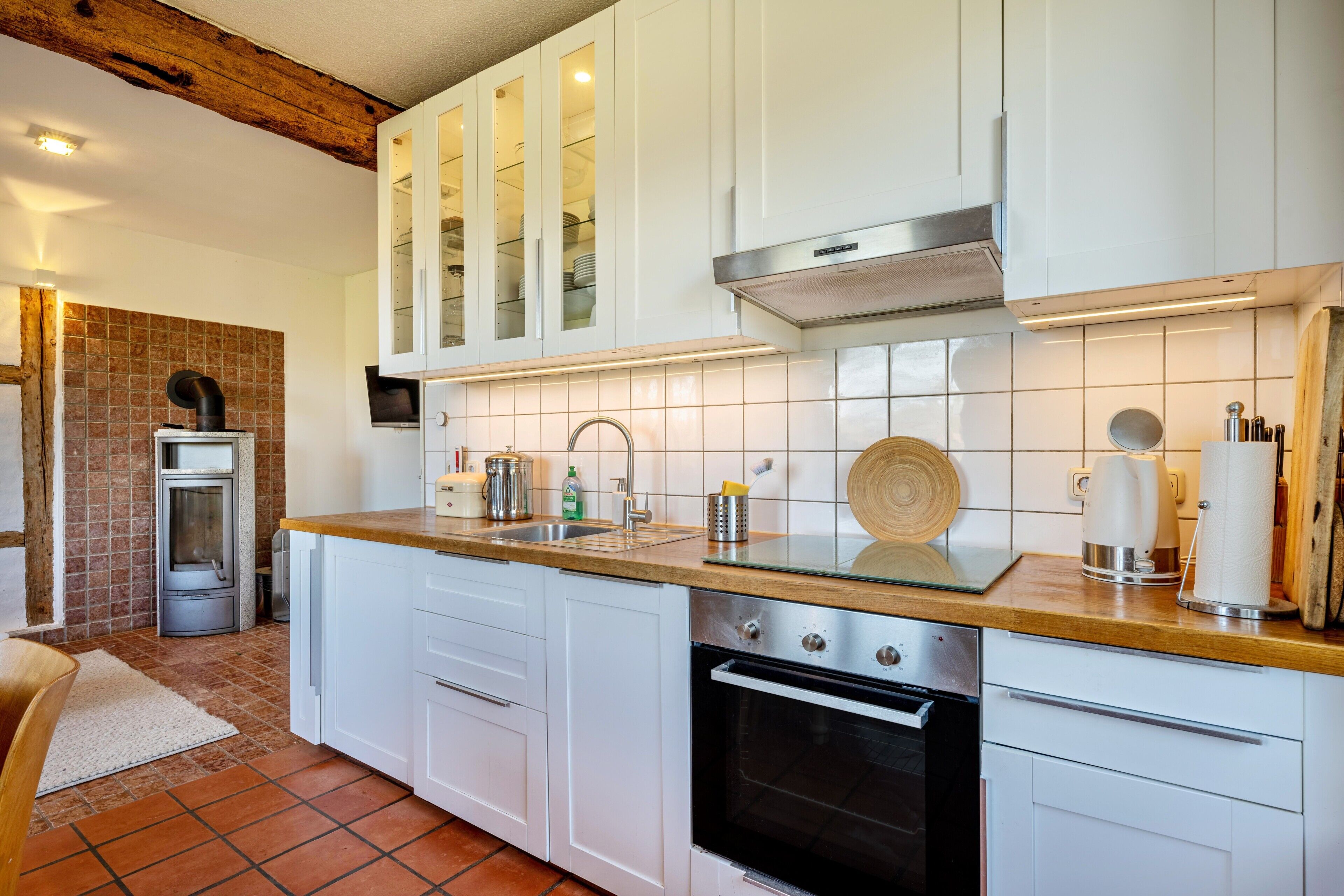 Kühlschrank, Ofen, Herdplatte, Geschirrspüler