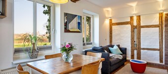 Apartment "Voßberg Ferienwohnung 1" with Shared Terrace & Wi-Fi