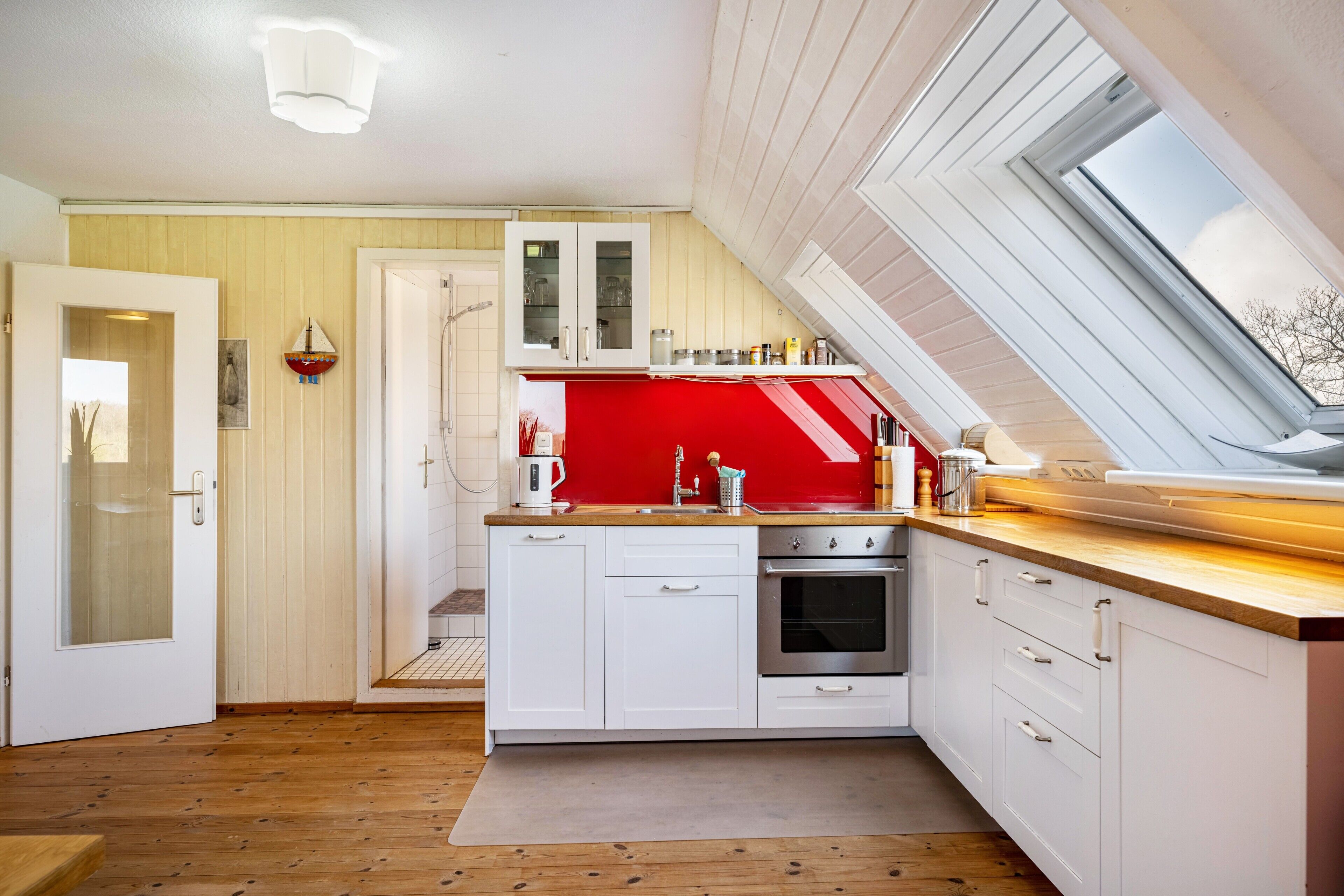 Kühlschrank, Ofen, Herdplatte, Geschirrspüler