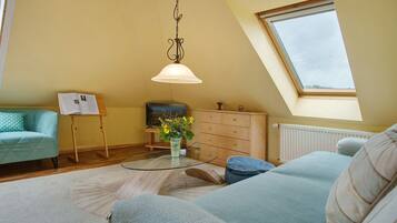 2 多间卧室、免费 WiFi、床单