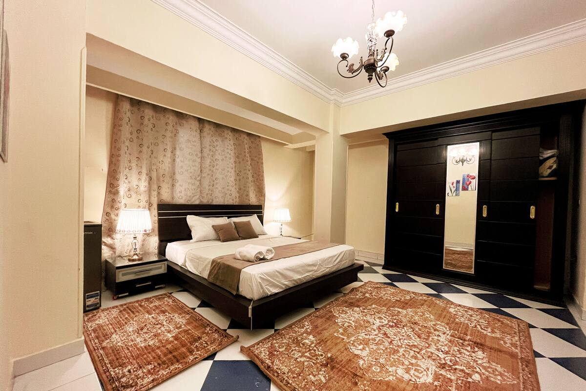 Minibar, in-room safe, desk, blackout curtains