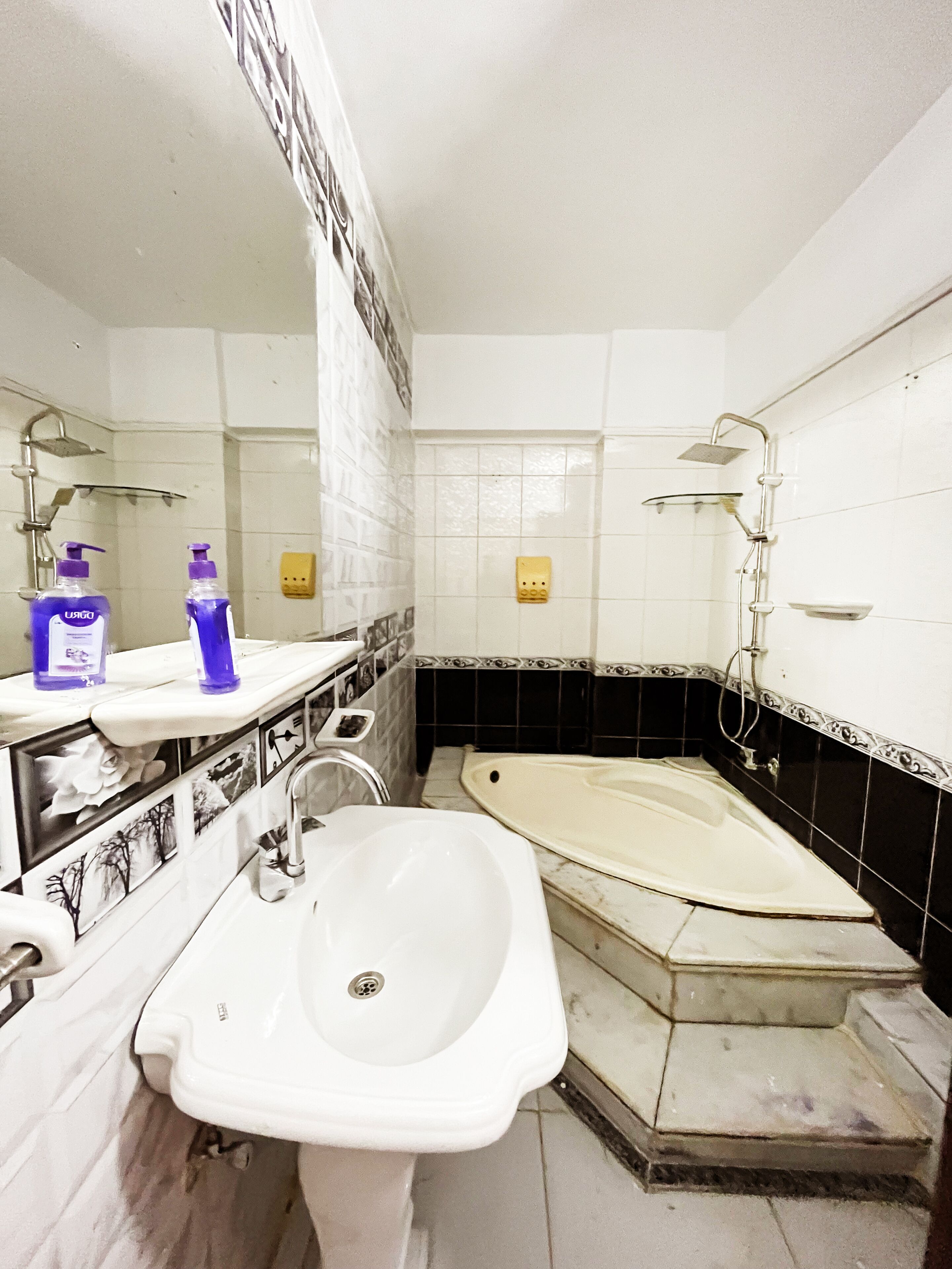 Photo - Shiny Pyramids Boutique Hotel