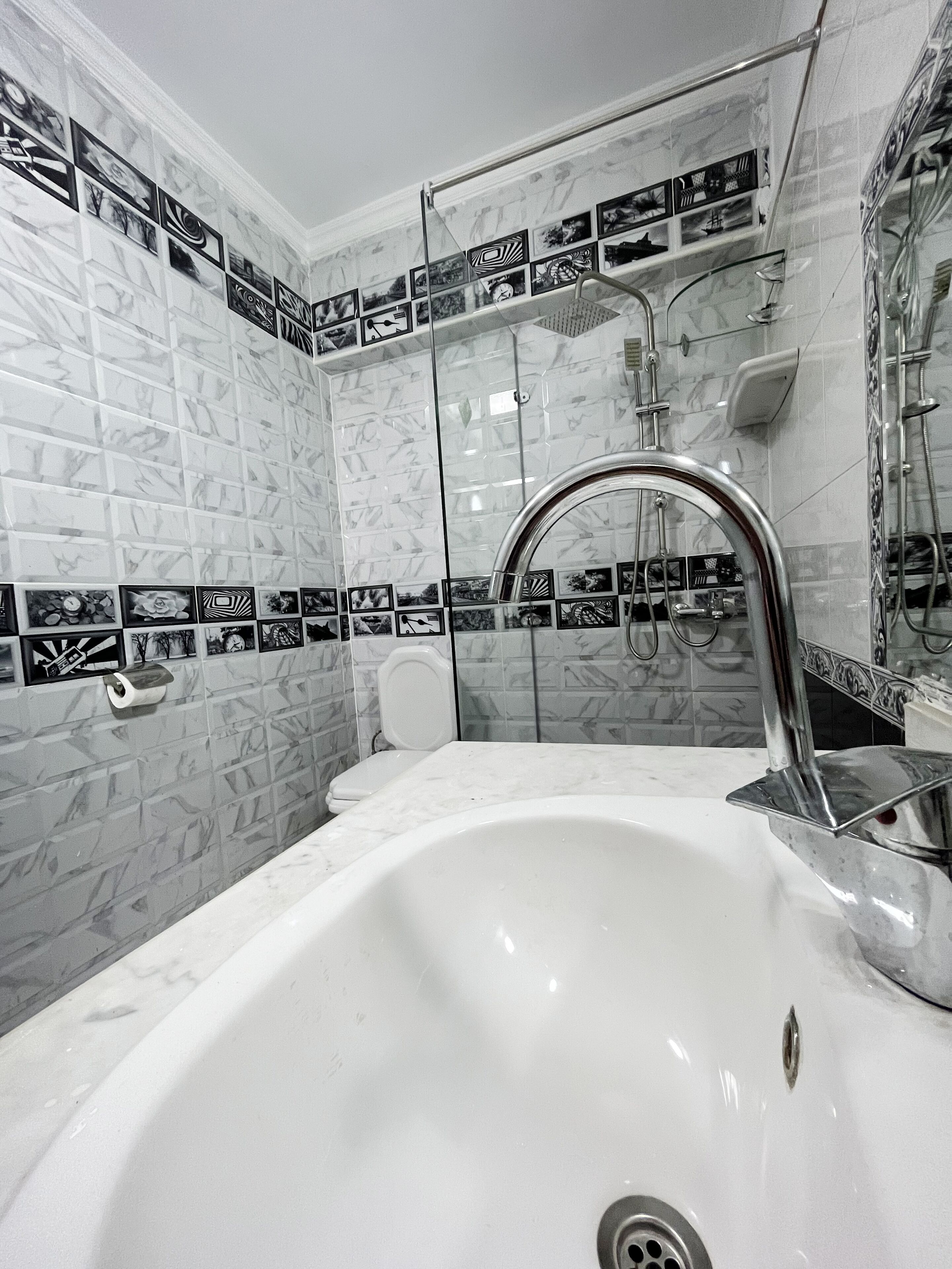 Photo - Shiny Pyramids Boutique Hotel