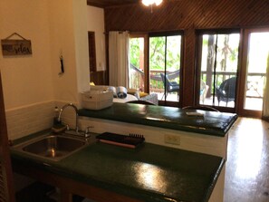 Interior - Keyhole Suite - Ground Level King (West End)