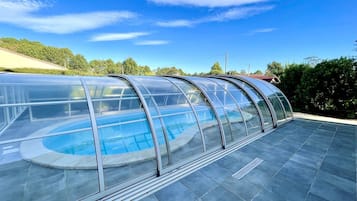 AuĂenpool, beheizter Pool