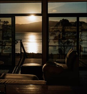 Interior - Apollo's Rest Home Away (North Bruny)