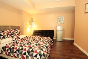 1 室のベッドルーム、WiFi、ベッドシーツ