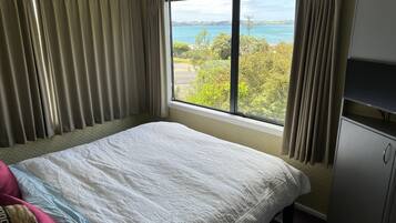 4 bedrooms, travel cot, WiFi, bed sheets