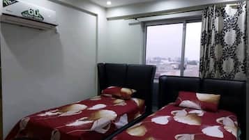 Apartment | 2 bedrooms, iron/ironing board