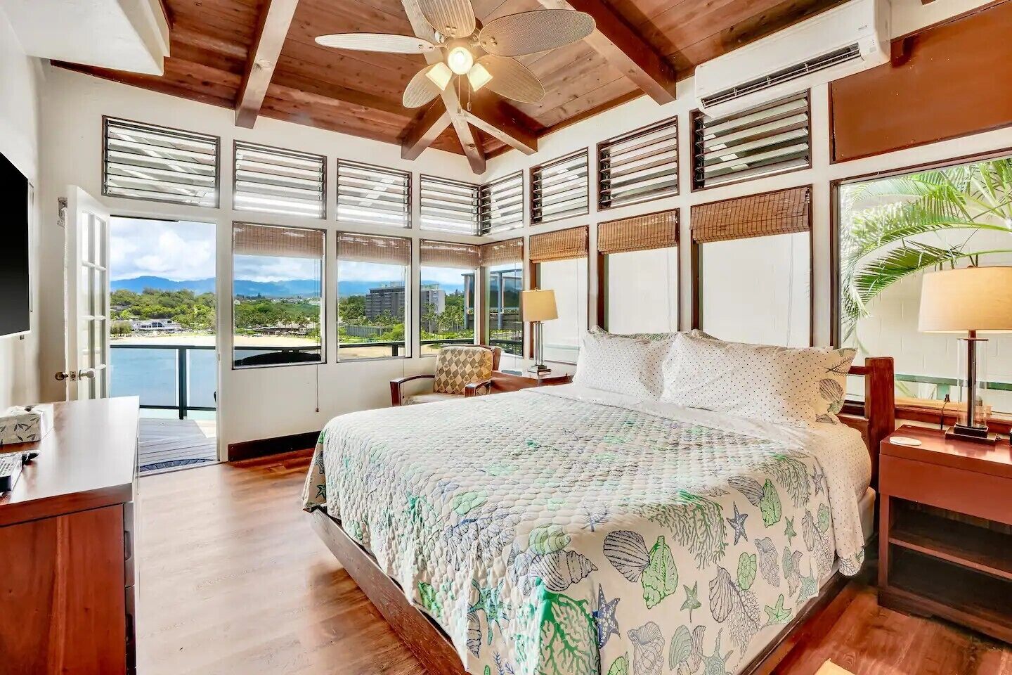 3 bedrooms, iron/ironing board, travel crib, WiFi