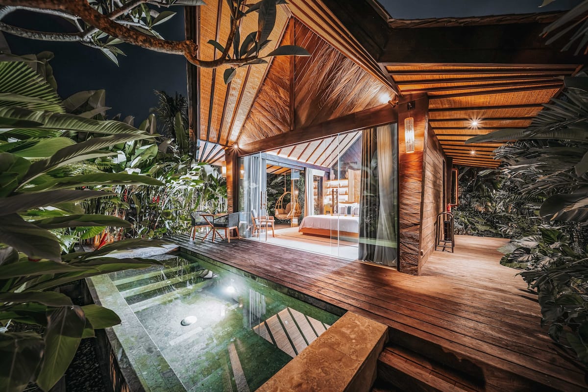 Jabu with Plunge Pool | 舒適加層、免費迷你吧物品、客房內保險箱、書桌