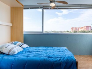 2 bedrooms, Internet