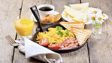 Free daily on-the-go breakfast