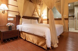 Business Double Room | Down comforters, free minibar, desk, laptop workspace - Chicago Motel (Jiaoxi)